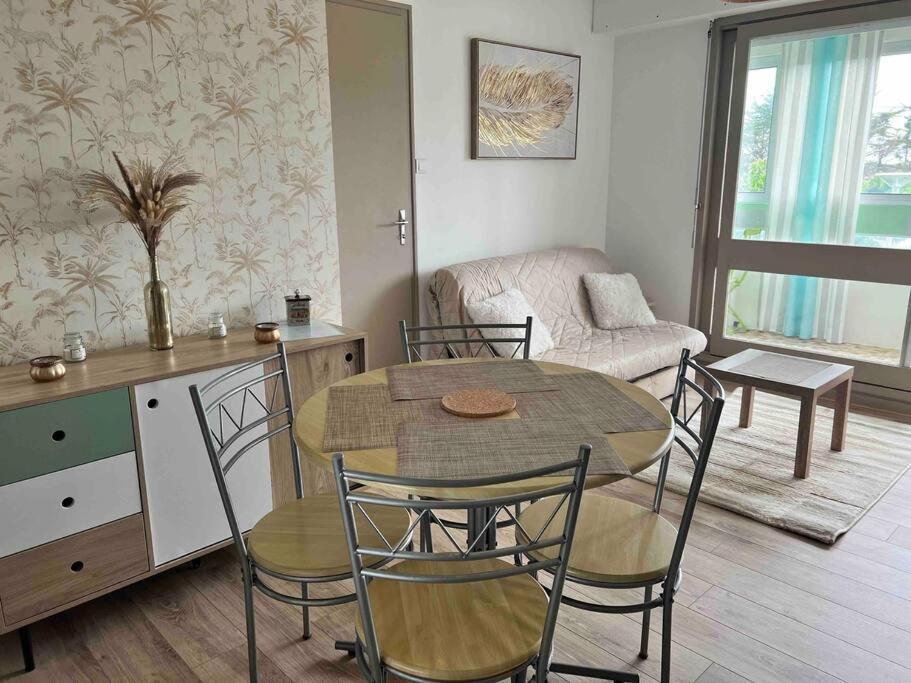 Appartement A 100 M De La Plage St Hilaire De Riez Les Becs Saint-Hilaire-de-Riez Extérieur photo